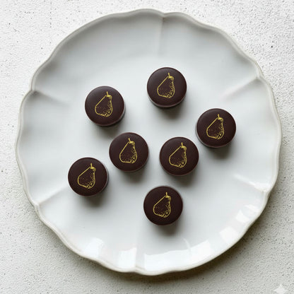 <div style="text-align: center;"> <span style="color: #1D1919;">Ballotin Poire (3 oz.)</span><br><span style="color: #444444;">Lorraine, France </span> <br> <span style="color: #444444;">Since 2006</span> </div> 