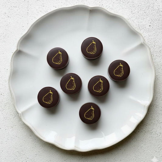 <div style="text-align: center;"> <span style="color: #1D1919;">Ballotin Poire (3 oz.)</span><br><span style="color: #444444;">Lorraine, France </span> <br> <span style="color: #444444;">Since 2006</span> </div> 