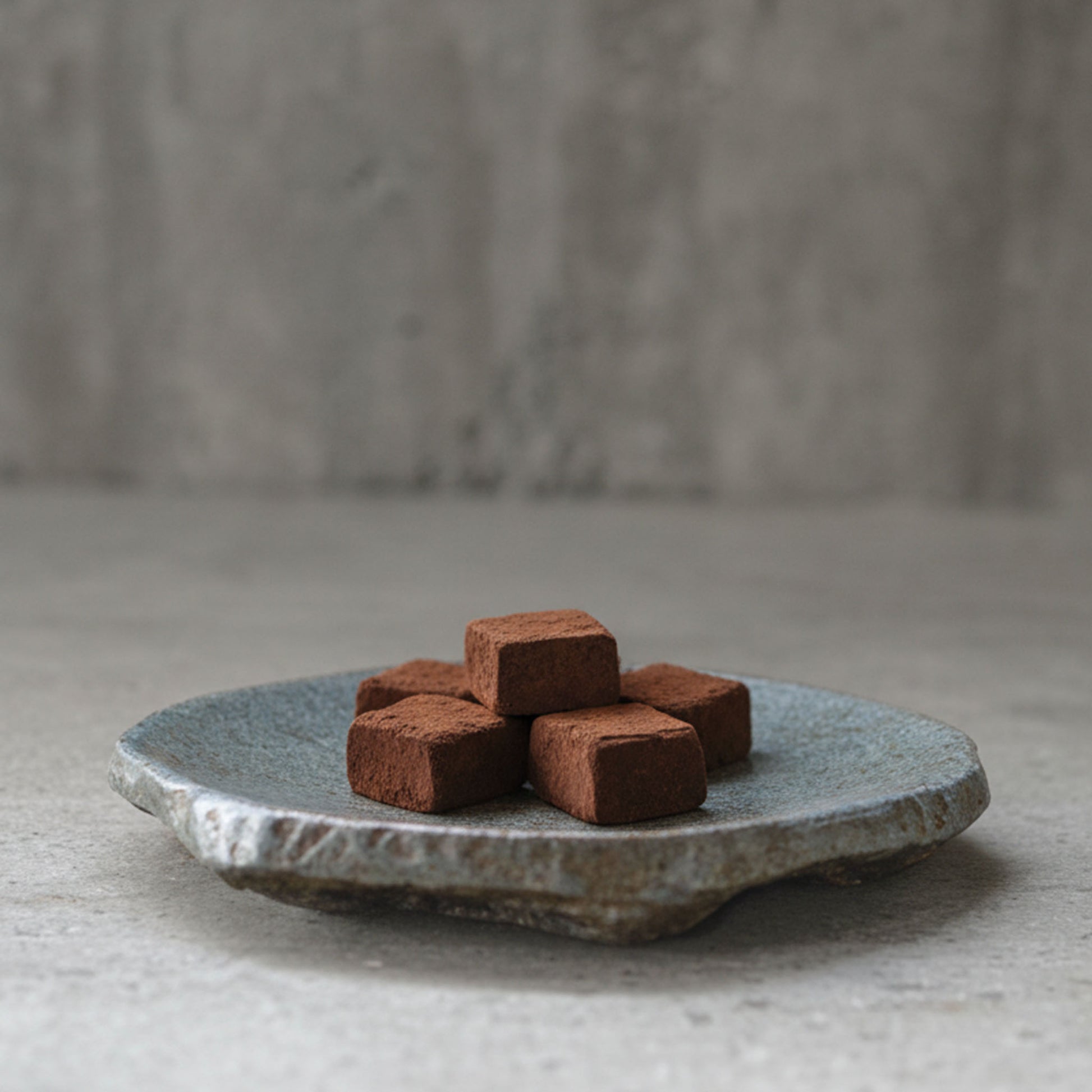 <div style="text-align: center;"> <span style="color: #1D1919;">Bûchettes Praliné à L’Ancienne (3 oz.)</span><br><span style="color: #444444;">Lorraine, France </span> <br> <span style="color: #444444;">Since 2006</span> </div> 