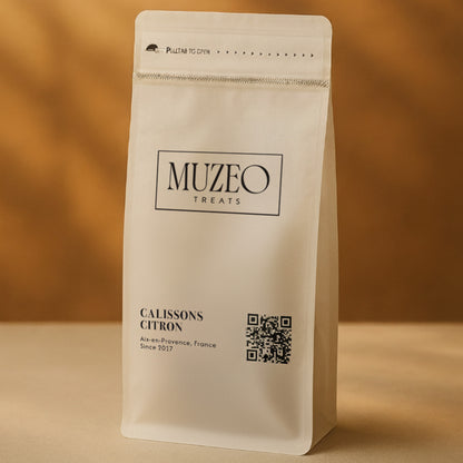 <div style="text-align: center;"> <span style="color: #1D1919;"> Calissons Citron (4 oz.)</span><br><span style="color: #444444;">Aix-en-Provence, France</span> <br> <span style="color: #444444;">Pouch Dims. 7.5" x 3.5" x 2.15"</span> </div> 
