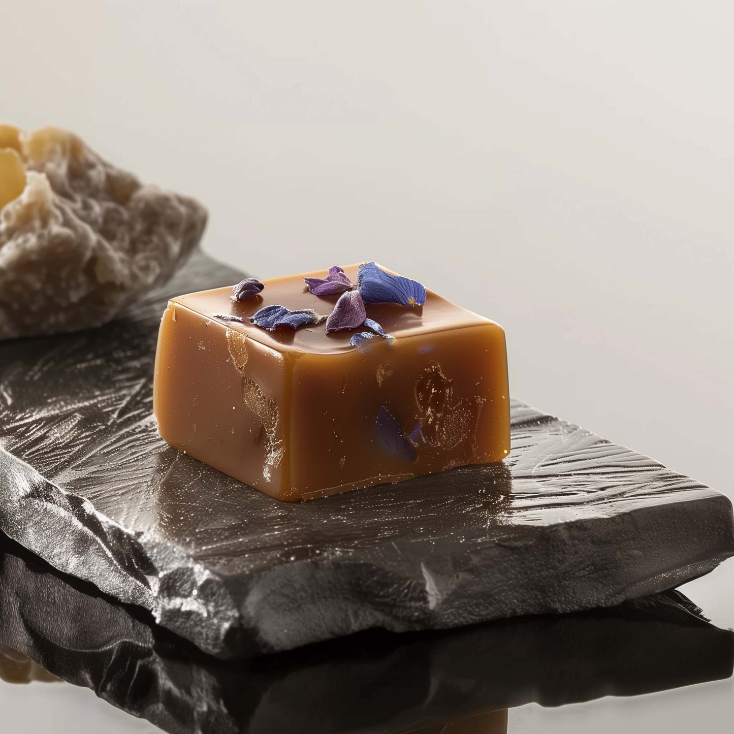 <div style="text-align: center;"> <span style="color: #1D1919;">Sweet Violet Caramels</span> <br><span style="color: #444444;"> <i> Caramels Violettes</i></span> <br>