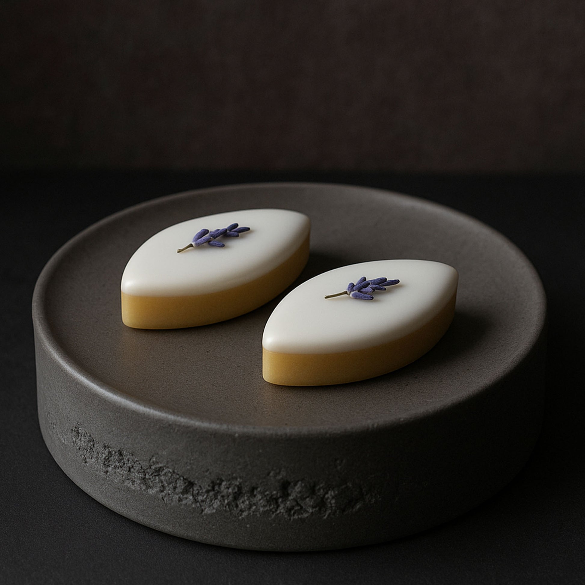 <div style="text-align: center;"> <span style="color: #1D1919;"> Calissons Lavande (4 oz.)</span><br><span style="color: #444444;">Aix-en-Provence, France</span> <br> <span style="color: #444444;">Since 2017</span> </div> 
